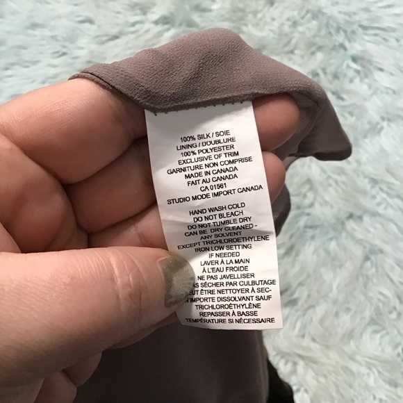 Robert Kitchen Canada Silk Top & Skirt Set size M - Picture 12 of 12